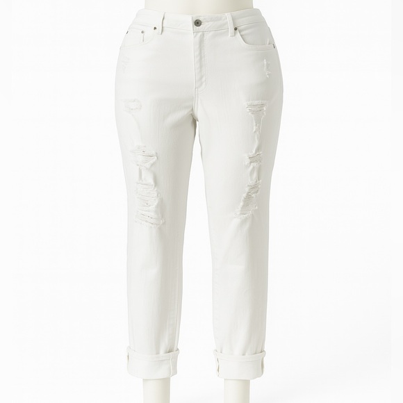 torrid Denim - Torrid White Distressed Boyfriend Jeans size 24